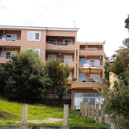 Apartments Misko ウトイェハ エクステリア 写真