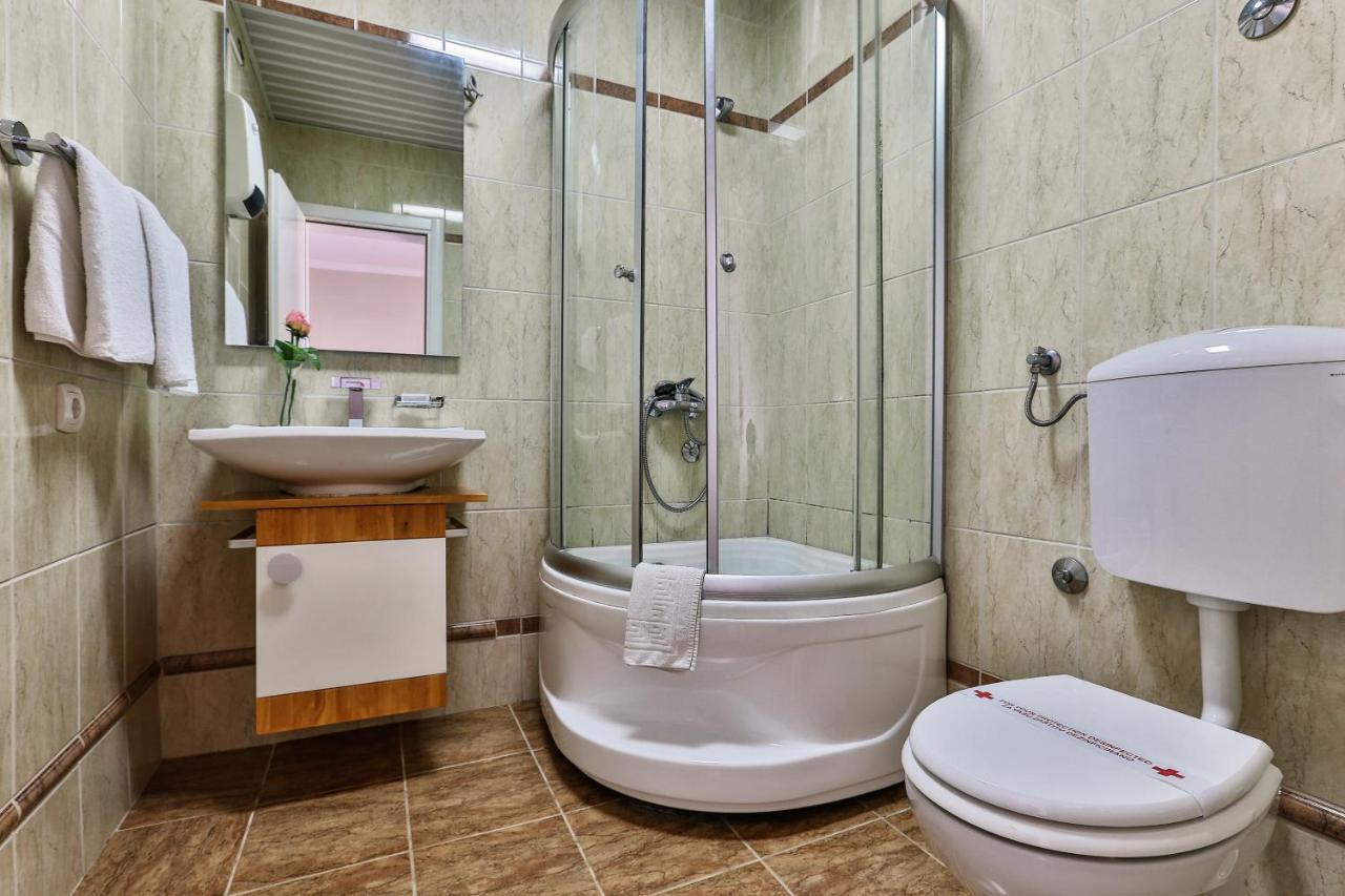 Apartments Misko ウトイェハ エクステリア 写真